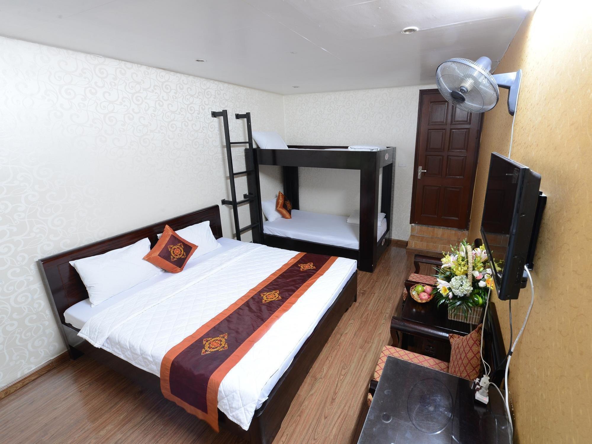 Little Hanoi Hostel Екстериор снимка