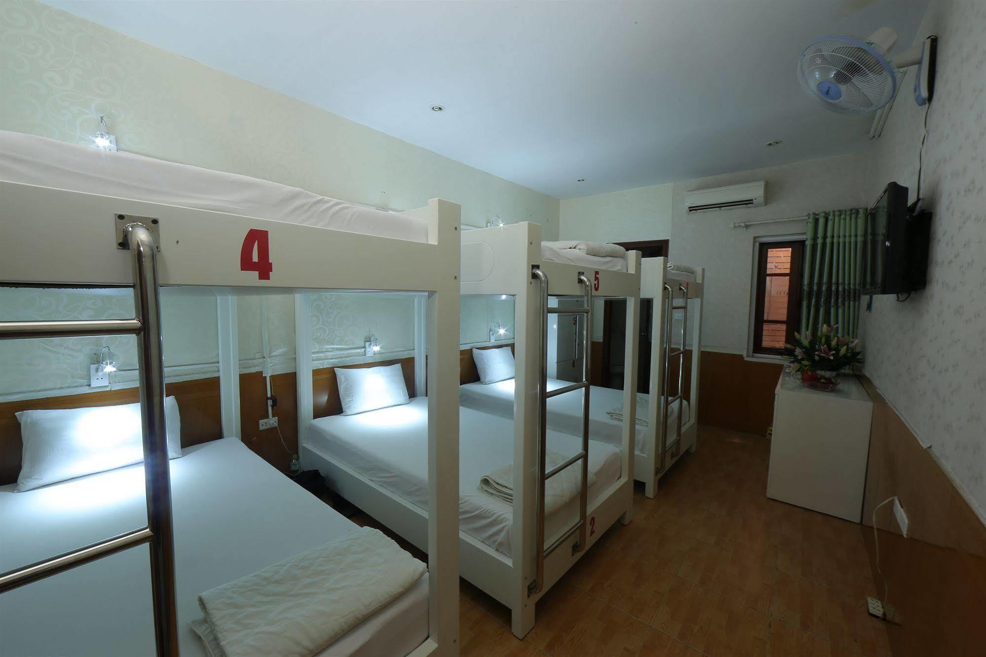 Little Hanoi Hostel Екстериор снимка